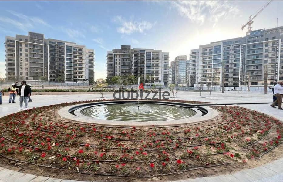 شقة متشطبة بالتكييفات والمطابخ في أبراج زيد من أورا نجيب ساويرس بجوار كمبوند الربوة Zed Towers 9