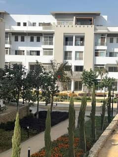 Apartments with installments  New Cairo Hyde Park 0