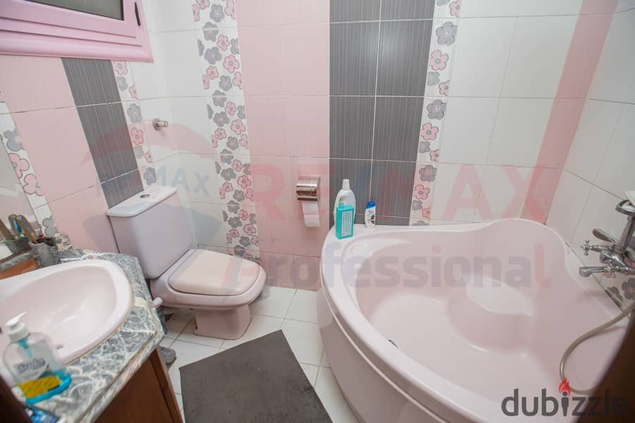 Duplex apartment for sale, 236 m, Smouha (Fawzy Moaz St. ) 18