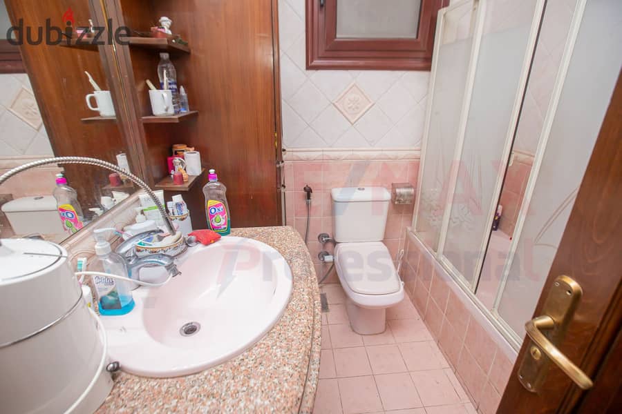 Duplex apartment for sale, 236 m, Smouha (Fawzy Moaz St. ) 23