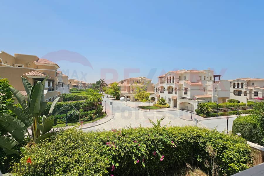 Twin house villa for sale 260 m buildings + 220 m land (Jewar Compound - Burj Al Arab Road) 9