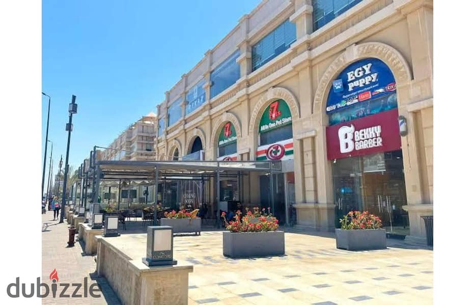 Retail for rent Concord plaza mall 400 m Double Hight price 600,000 2