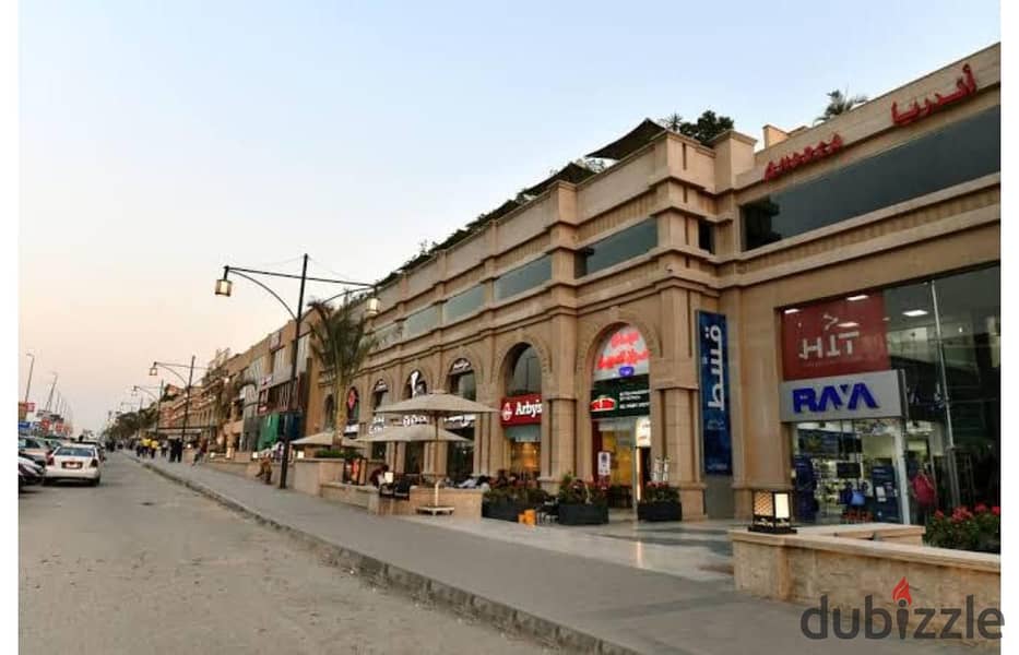 Retail for rent Concord plaza mall 400 m Double Hight price 600,000 3