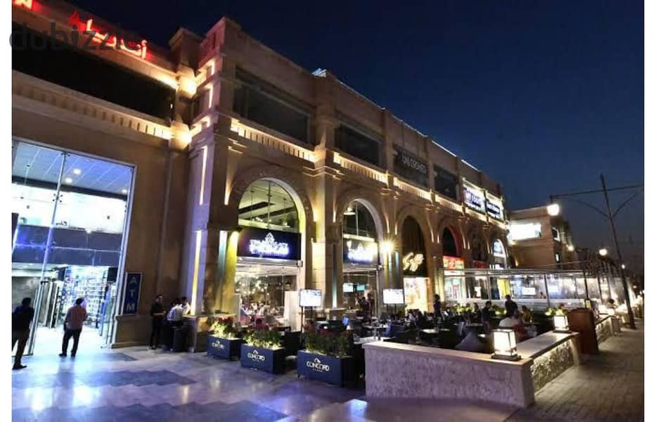 Retail for rent Concord plaza mall 400 m Double Hight price 600,000 4