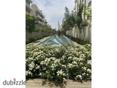 Apartment 131m prime location With down payment and installments for sale in Lake view residence 2 new cairo 0