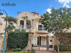 Villa for sale, resale, in Mountain View Hyde Park Compound, ready for delivery 0