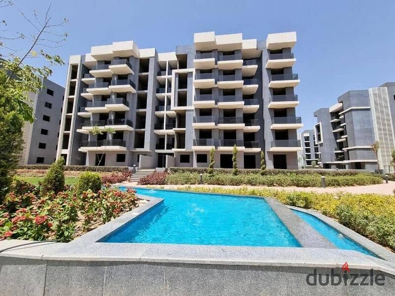 With only 10% down payment, a penthouse with a distinctive roof, Ready To Move , in Sun Capital Compound in the heart of October | Prime Location 15