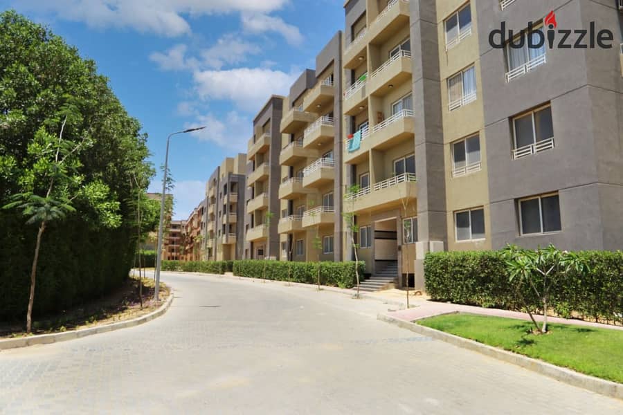 Apartment for sale, free delivery, in Katameya Gardens Compound Prime location with a unique view 12