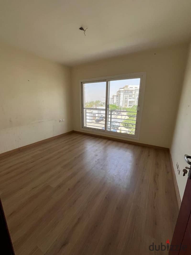 Apartment for rent in Hyde park Compound with prime location 8