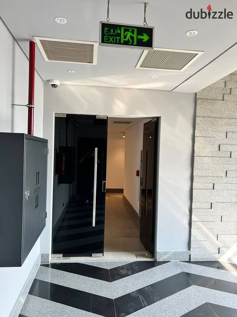 Administrative headquarters for rent 800 m finished and with air conditioning a shot on the southern Teseen Street directly in a distinctive administr 4