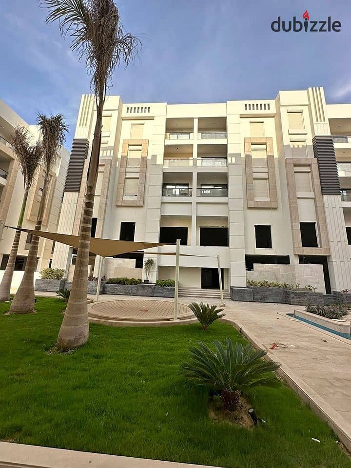 Apartment for sale, super luxurious finishing, with air conditioners, minutes from Nasr City, next to Almaza City Center 4