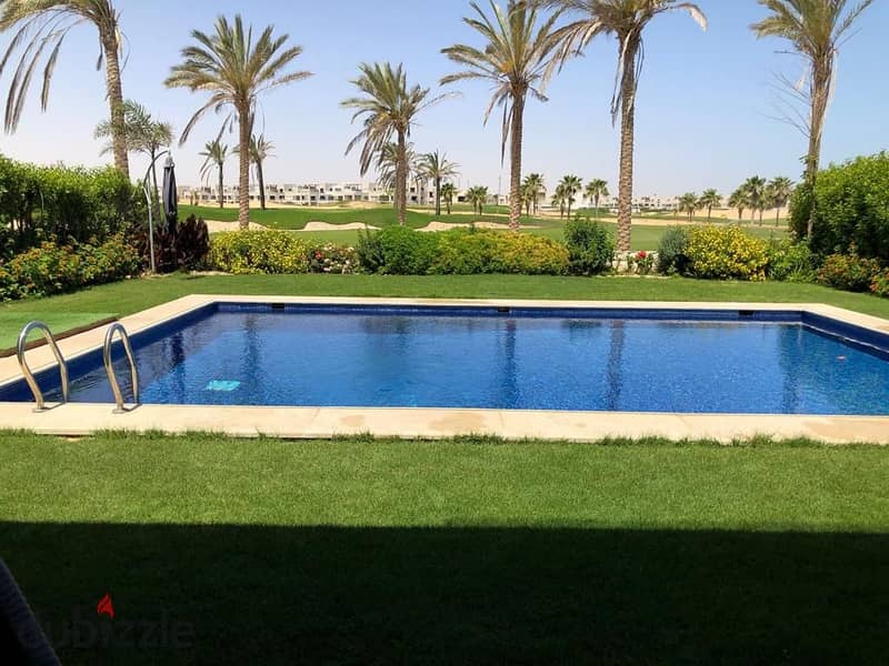 For sale stand-alone ready to move with private pool in hacienda bay first row sea view 2