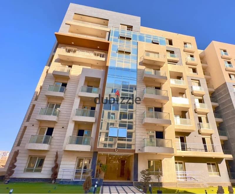 Apartment for sale 165 meters immediate receipt semi-finished with 15% down payment in the heart of the new Capital 4