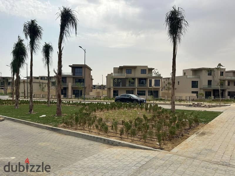 modern villa fully finished ,ready to move , in sodic Sheikh Zayed 8