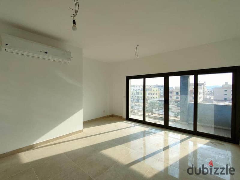 For sale apartment ready to move in new Cairo,شقه  بمساحة كبيره بمراسم التجمع استلام فوري تشطيب كامل 5