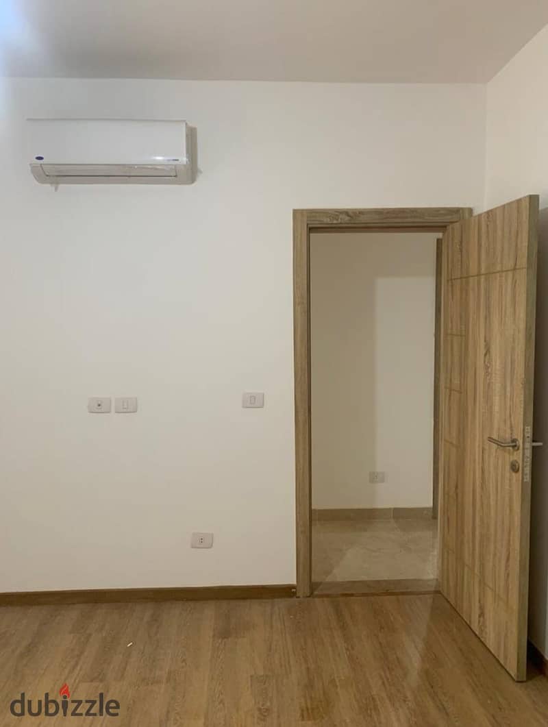 For sale apartment ready to move in new Cairo,شقه  بمساحة كبيره بمراسم التجمع استلام فوري تشطيب كامل 6