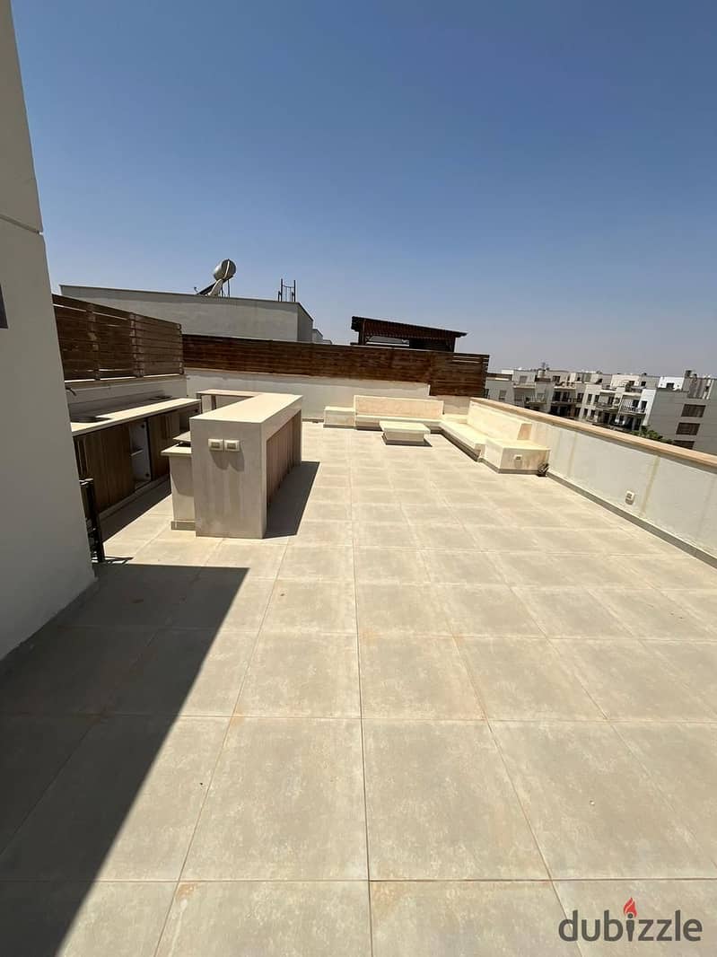 Studio 30m with roof terrace 120m for rent in the courtyards Sodic Fully furnished in sheikh zayed ستديو 30م للبيع ذا كورت يارد الشيخ زايد مفروش 6