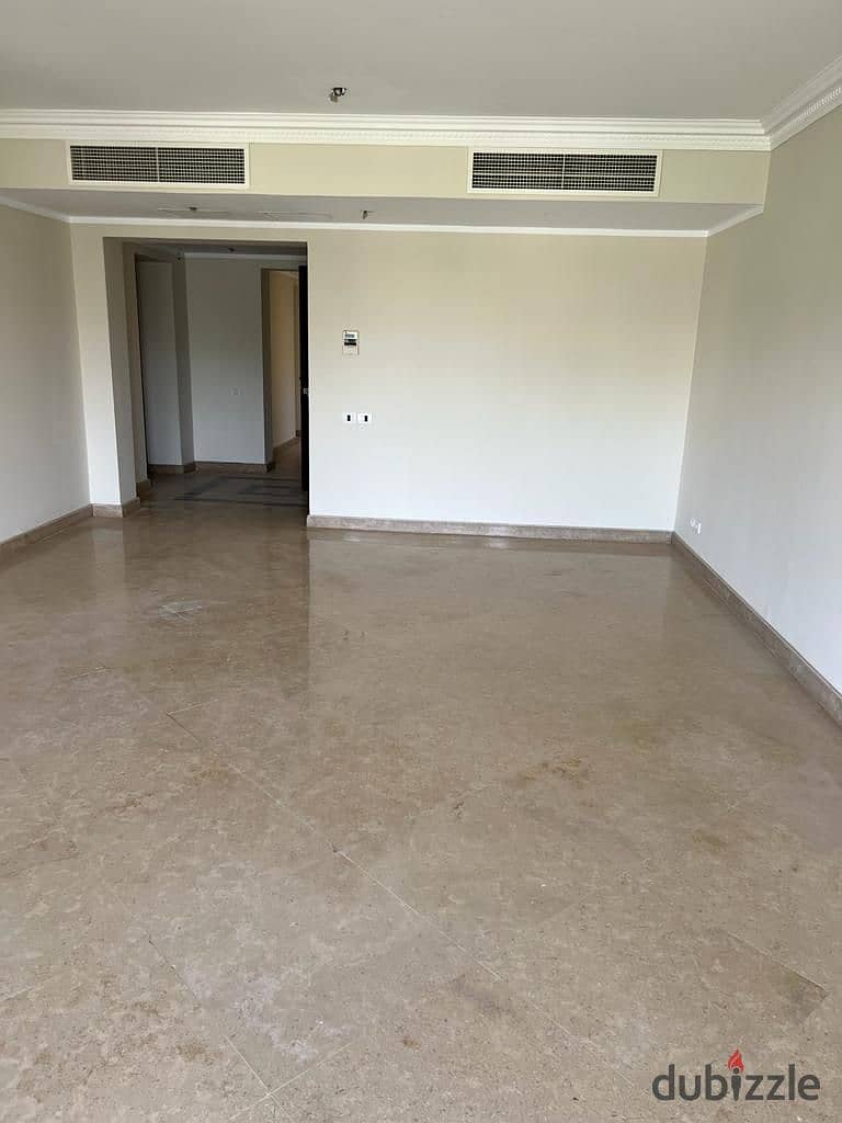 Apartment 334m For rent in Carnell Park New Giza Fully Furnished شقة 334م للإيجار في كارنيل بارك نيو جيزة مفروشة بالكامل 1