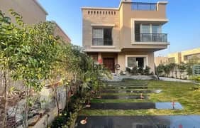 فيلا للبيع 200م في تاج سيتي جاهزة للمعاينة بالتقسيط | Villa For Sale Prime Location 200M in Ta City New Cairo 0