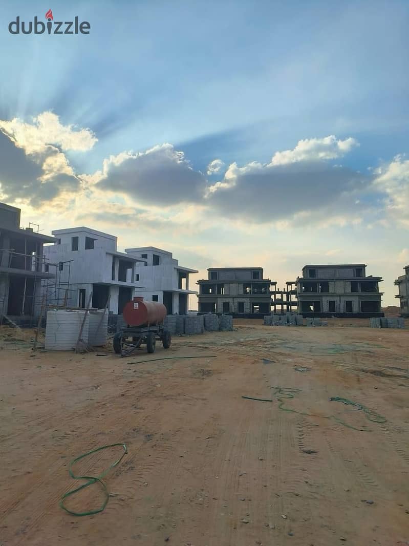 With a 30% discount on cash own a duplex with a garden of 87 m. in Bosco City Compound with a 5% down payment in equal installments in Misr Italia 11