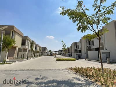 تاون هاوس بنتهاوس للبيع ريسيل بادية . Townhouse with penthouse in badya