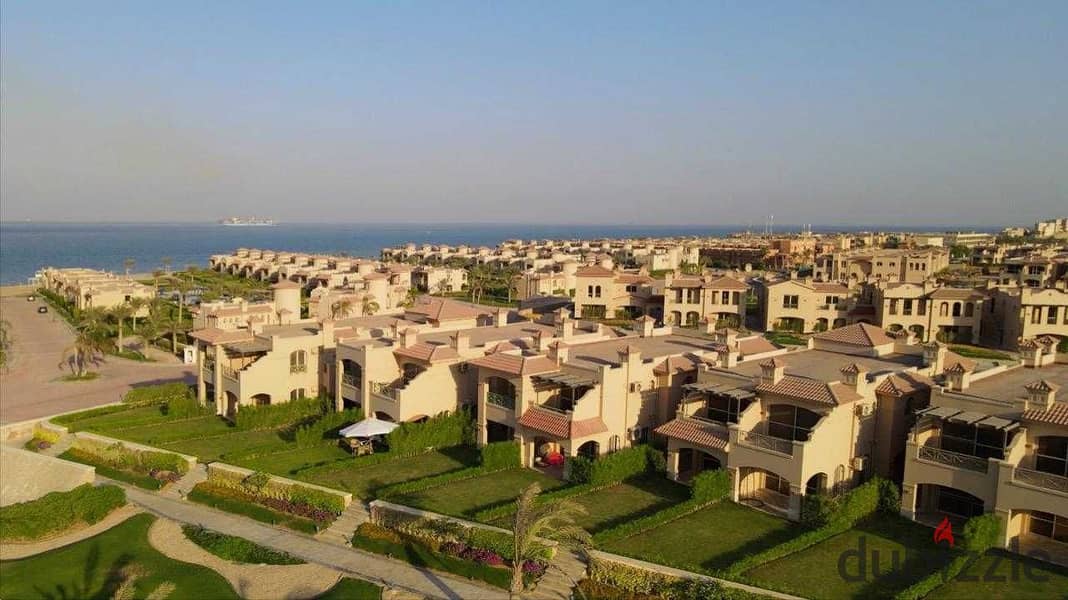 chalet 3 bedroom direct sea view for sale in lavista gardens sokhna 5