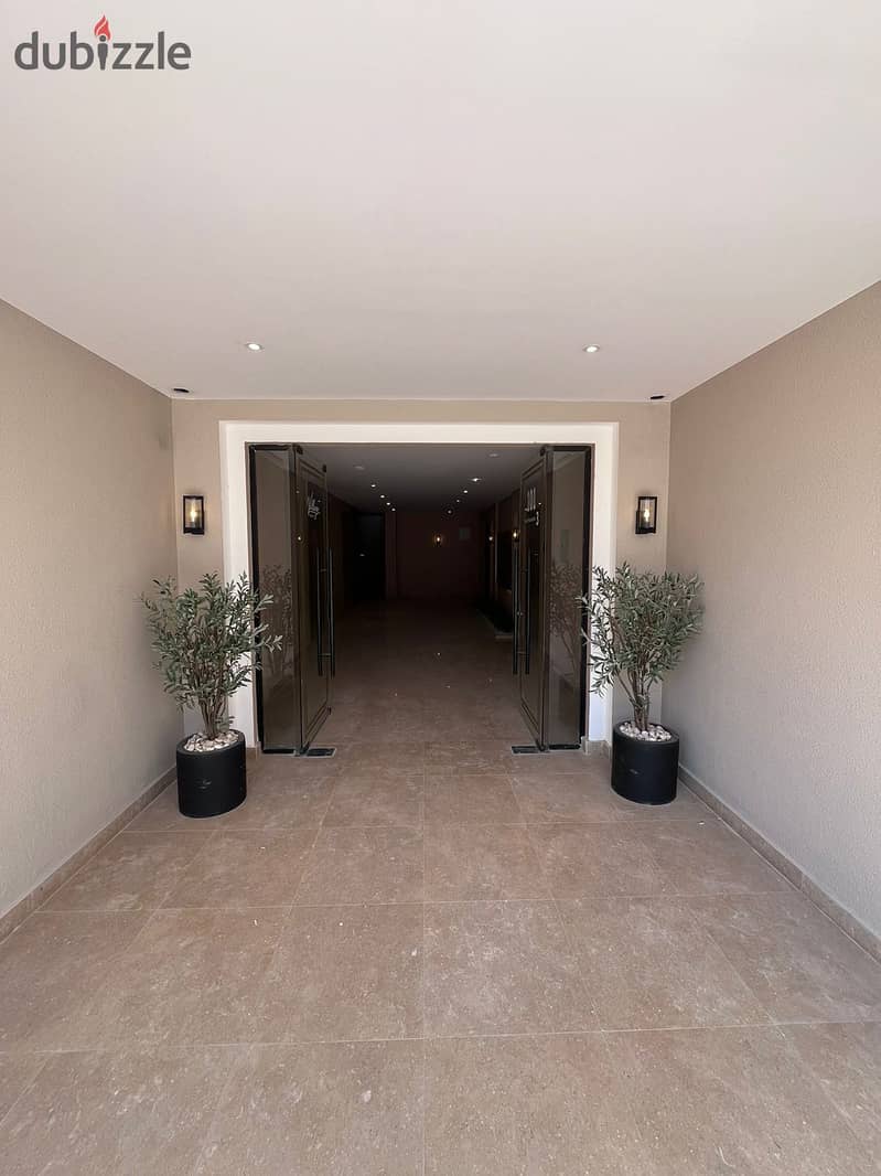 apartment for sale in Village West fully finished location inSheikh Zayed next to Cairo Gate Emaar 6