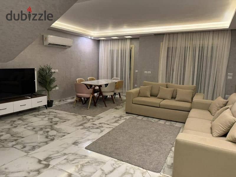 بنتهاوس سوبر لوكس موقع متميز  175م  في ستون ريزيدنس - Stone Residence  - التجمع الخامس 1