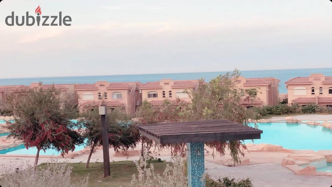 With a down payment of 400 thousand own a 2bedroom chalet in the heart of Ain Sokhna & a 27% discount on cash_ overlooking the sea in_ TELAL EL SOKHNA 0