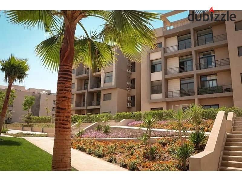 Apartment with garden for sale in Fifth Square super lux 9