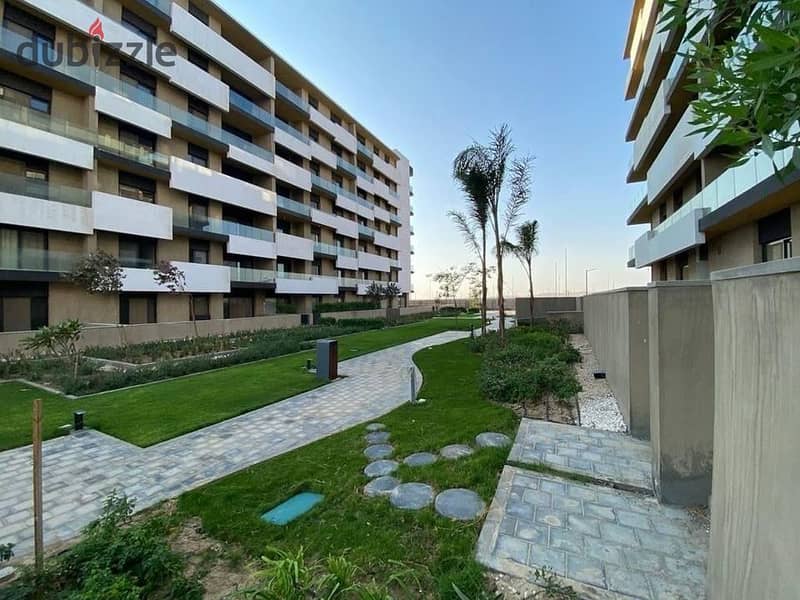 Apartment for sale in Al Burouj Compound, immediate receipt, prime location in Shorouk 7