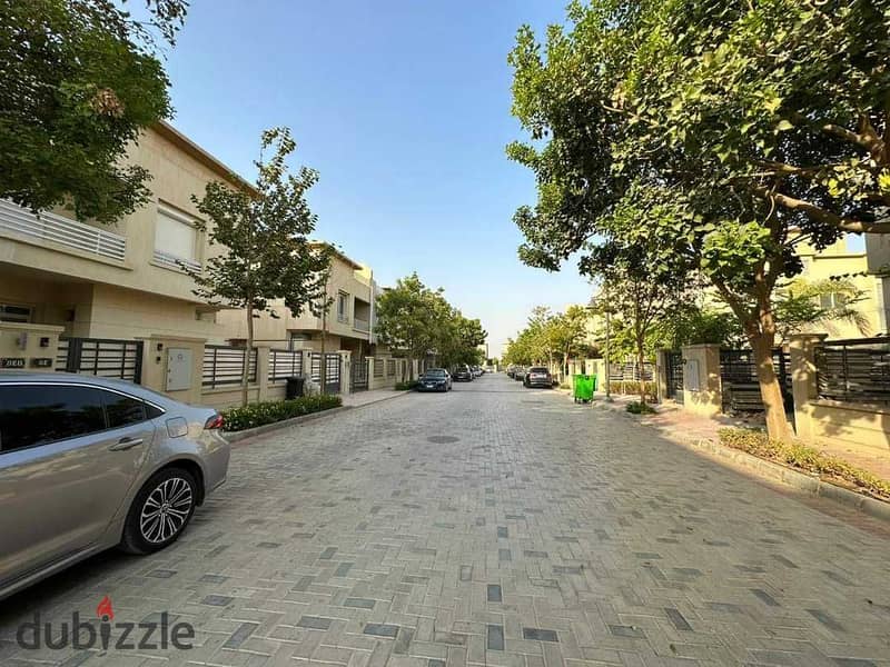 Townhouse villa for sale at the old price inside the Iwan Sheikh Zayed Compound in installments over 8 years with a 10% down payment 6