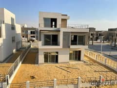 Townhouse villa for sale in Saada Compound, New Cairo, next to Al-Rehab, minutes from Swan Lake, on the Suez and Madinaty 0