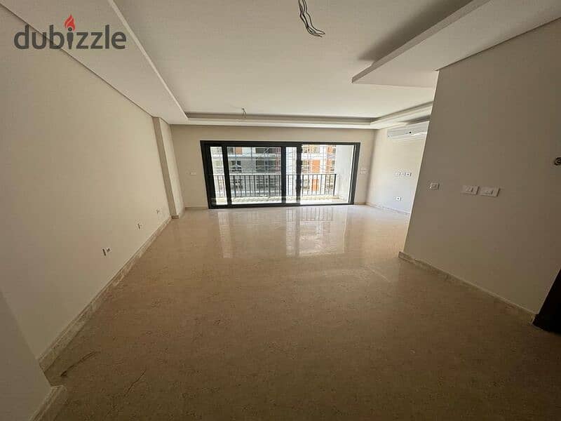 Apartment for sale, fully finished, with air conditioners, with a , for sale, Zed East, Fifth Settlement - Ora, next to Hyde Park 6