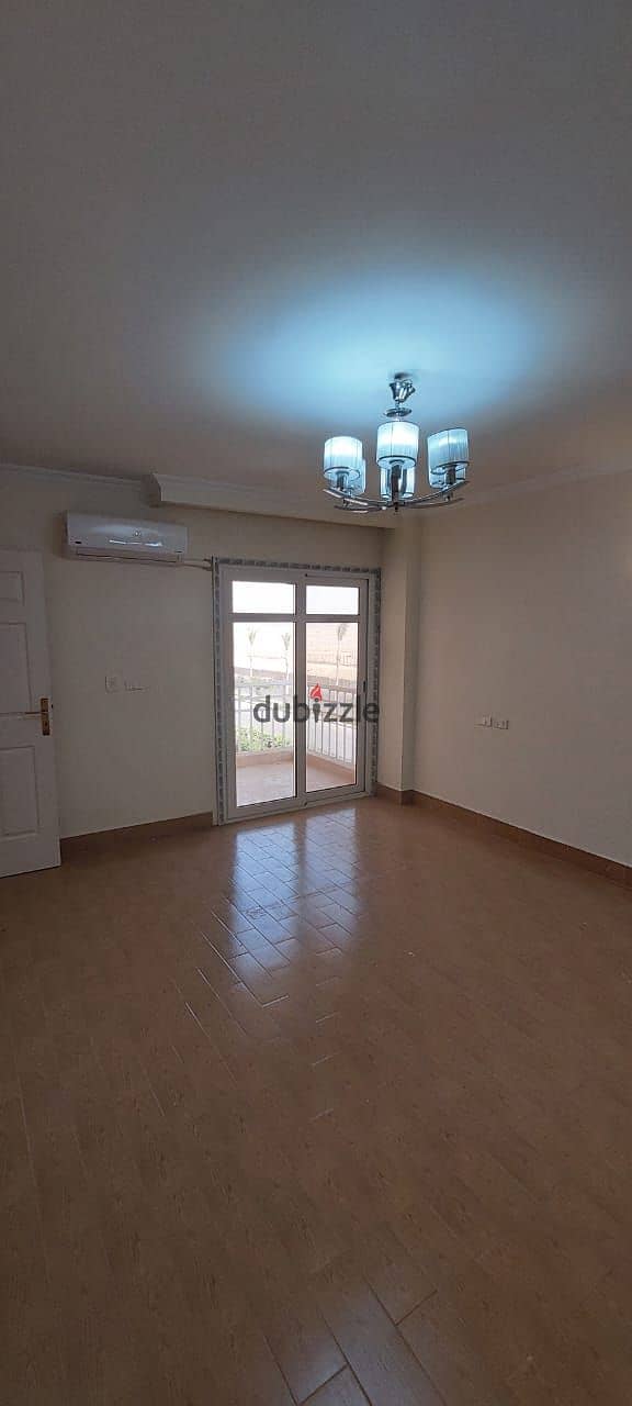 Apartment for rent with kitchen and air conditioning in Madinaty B11 - ultra luxurious finishing 4