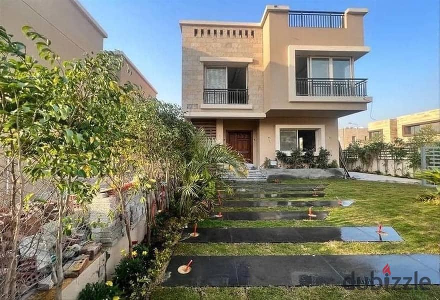 Garden Villa for sale direct on suez road and mins from cairo international airport 0