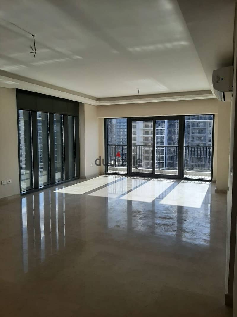 Hotel apartment for rent in Zed Towers, Sheikh Zayed 0