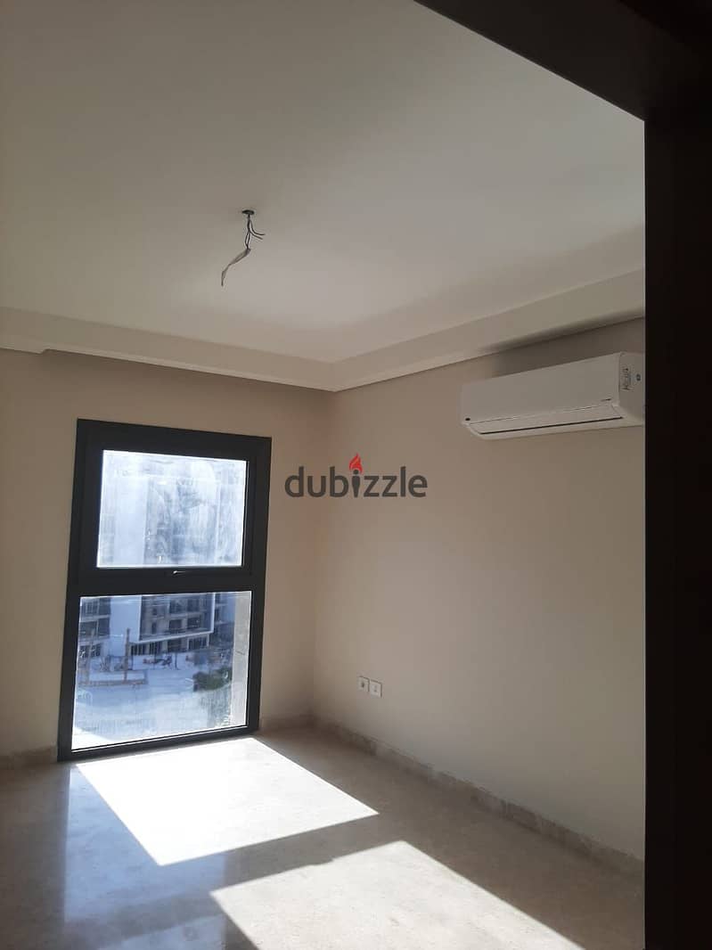 Hotel apartment for rent in Zed Towers, Sheikh Zayed 5