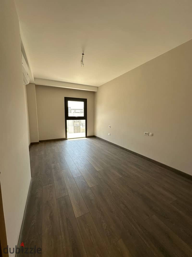 apartment for rent "ZED TOWERS" special view 2