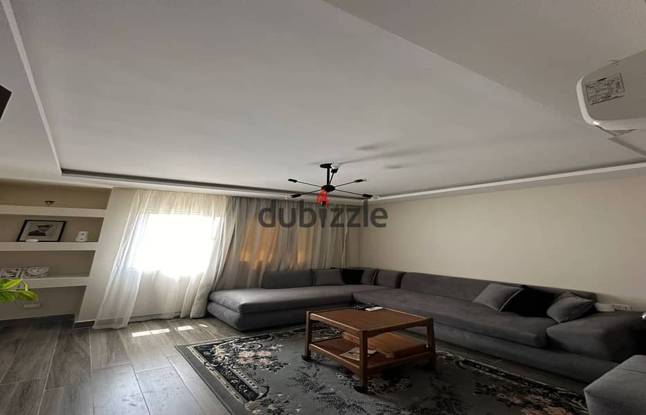 Apartment 186sqm for sale in The Sqaure Fully Finished with Kitchen and dressing 2