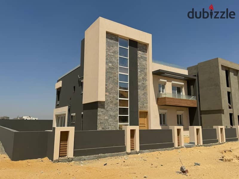 Get 5% discount and own a townhouse in the heart of Sheikh Zayed in Zayard Compound. 0