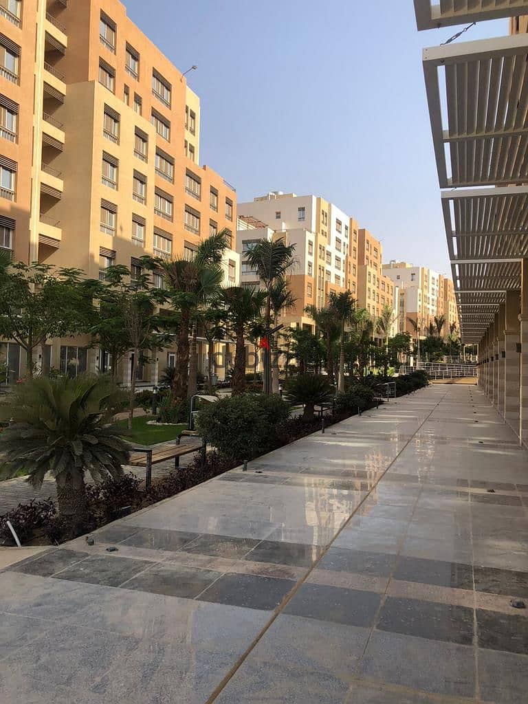 Enjoy luxury and get immediate delivery of a fully finished 158 sqm apartment with the lowest down payment and a 15% discount in Al Maqsad Compound 15