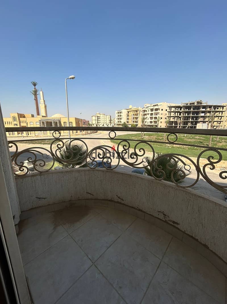 apartment fully finished for sale in new cairo loutas 13