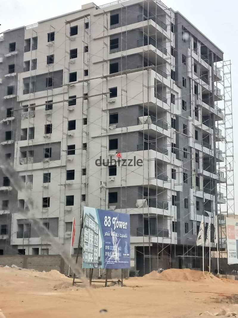 93 meter apartment for sale in Zahraa El Maadi inside a full-service compound next to Wadi Degla Club, immediate receipt and installments over two yea 2