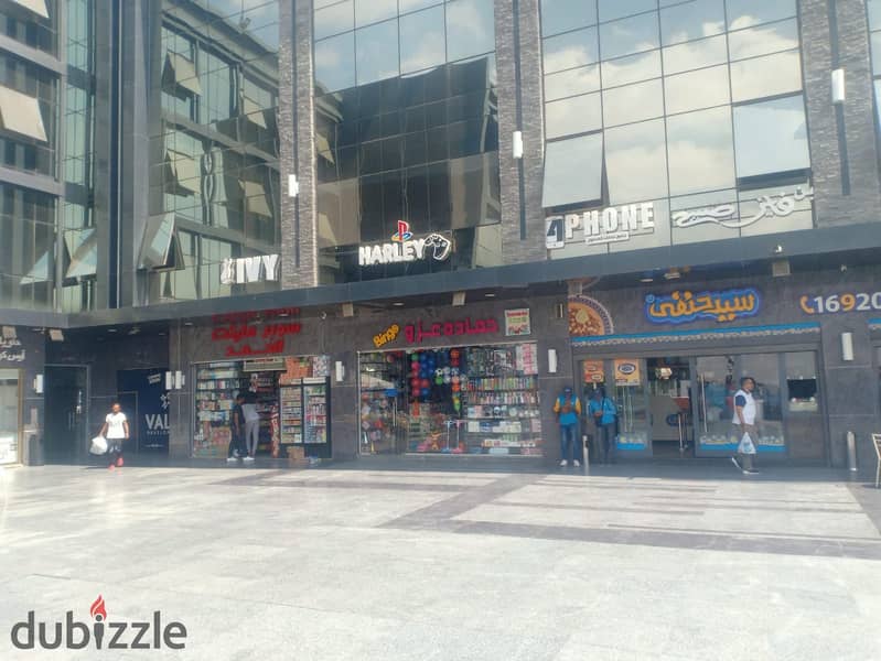 Immediate receipt store, low ground, in the strongest malls in Shorouk, Town Center Mall, 12-month facilities 2