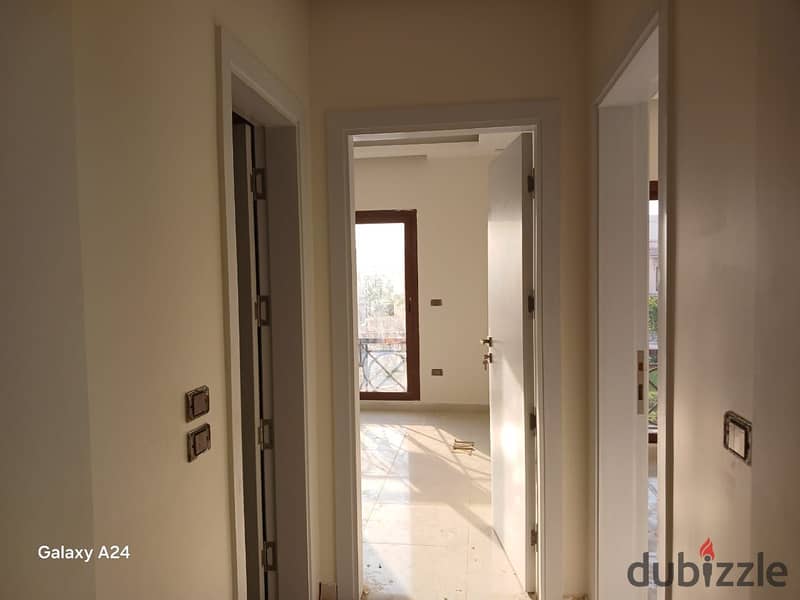 فيلا للايجار قانون جديد في مدينتي نموذج d3 تشطيبات خاصه اول سكن موقع مميز جداا 2