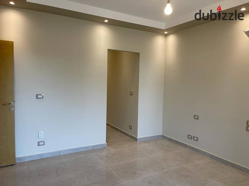 Apartment for rent with kitchen and air conditioners in Sodic Villette Compound in the Fifth Settlement 3