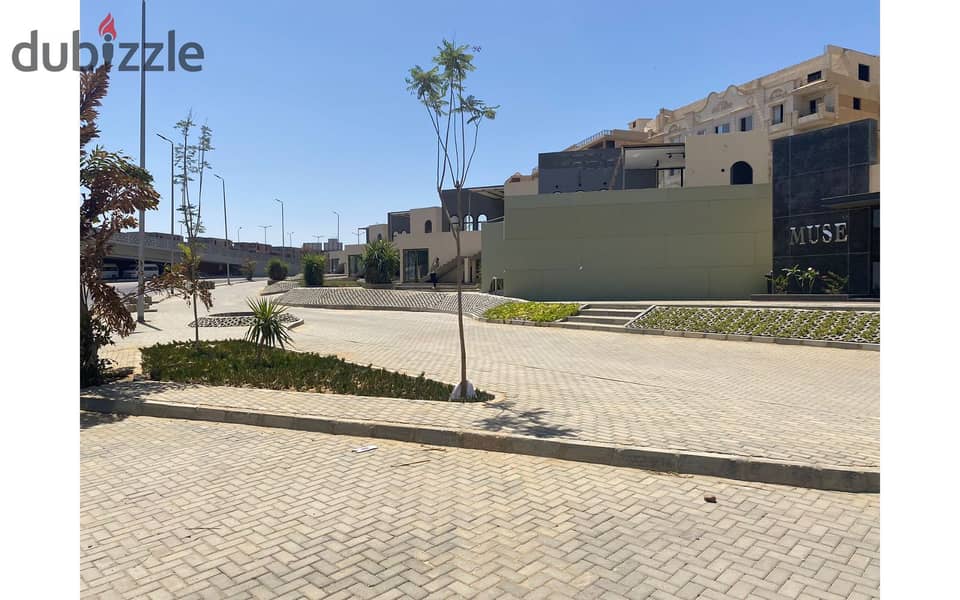 محل للايجار في اميز موقع علي التسعين الشمالي مع شارع النوادي و جولدن سكوير- Shop for Rent in the Best Location on the North90 2