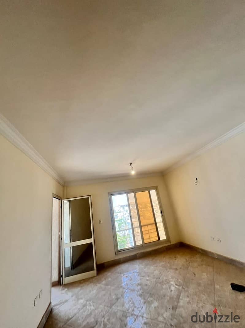 Apartment for rent in Dar Misr Al Qarnful in the first settlement, view of the villas of Al Qarnful Heights Compound 4