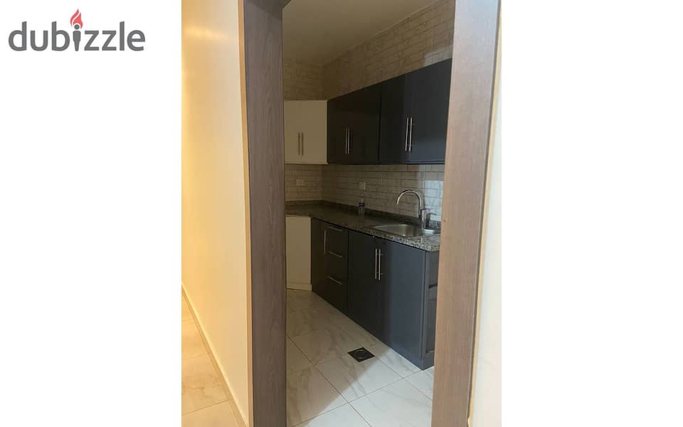 Distinctive Apartment for Rent in the 1 District / شقه مميزه للايجار في الحي الاول التجمع الخامس 6